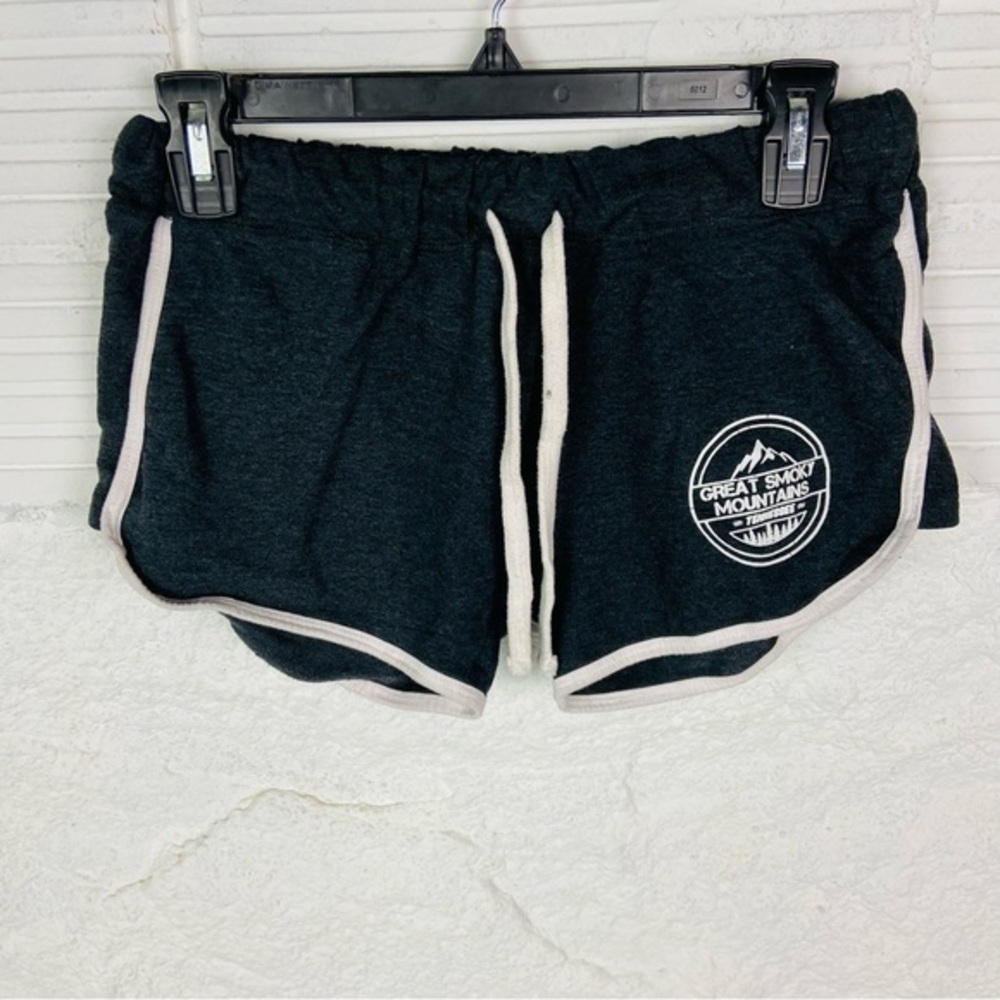 DAY BREAK dark gray cotton white striped GREAT SMOKY MOUNTAINS TENNESSEE shorts